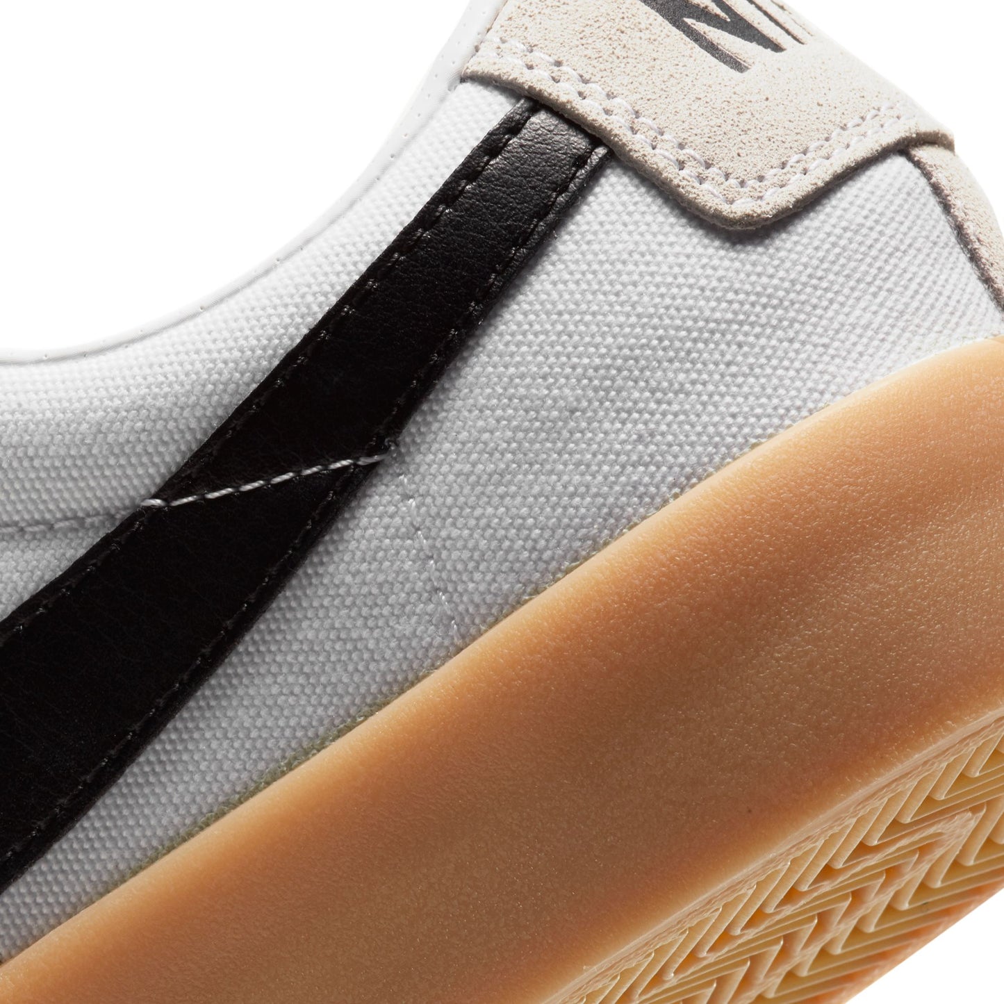 Nike SB - Blazer Low Pro GT - White / White / Black