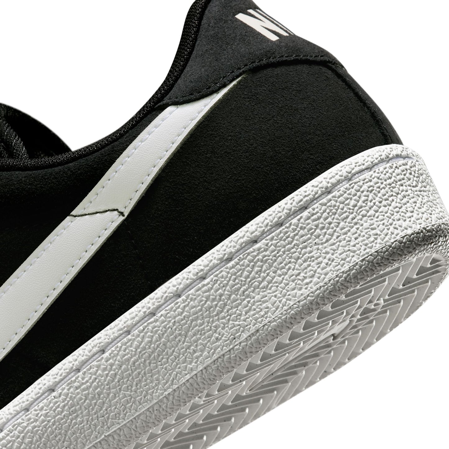 Nike SB - Zoom Tennis Classic - Black / White