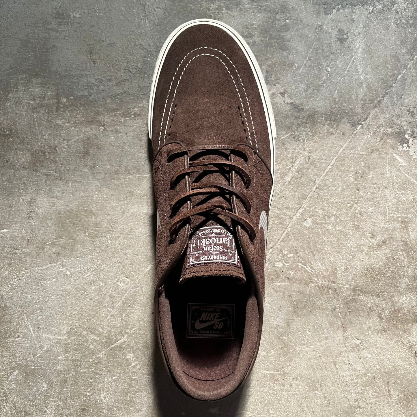 Nike SB - Zoom Janoski OG+ - Baroque Brown / Pale Ivory - Baroque Brown