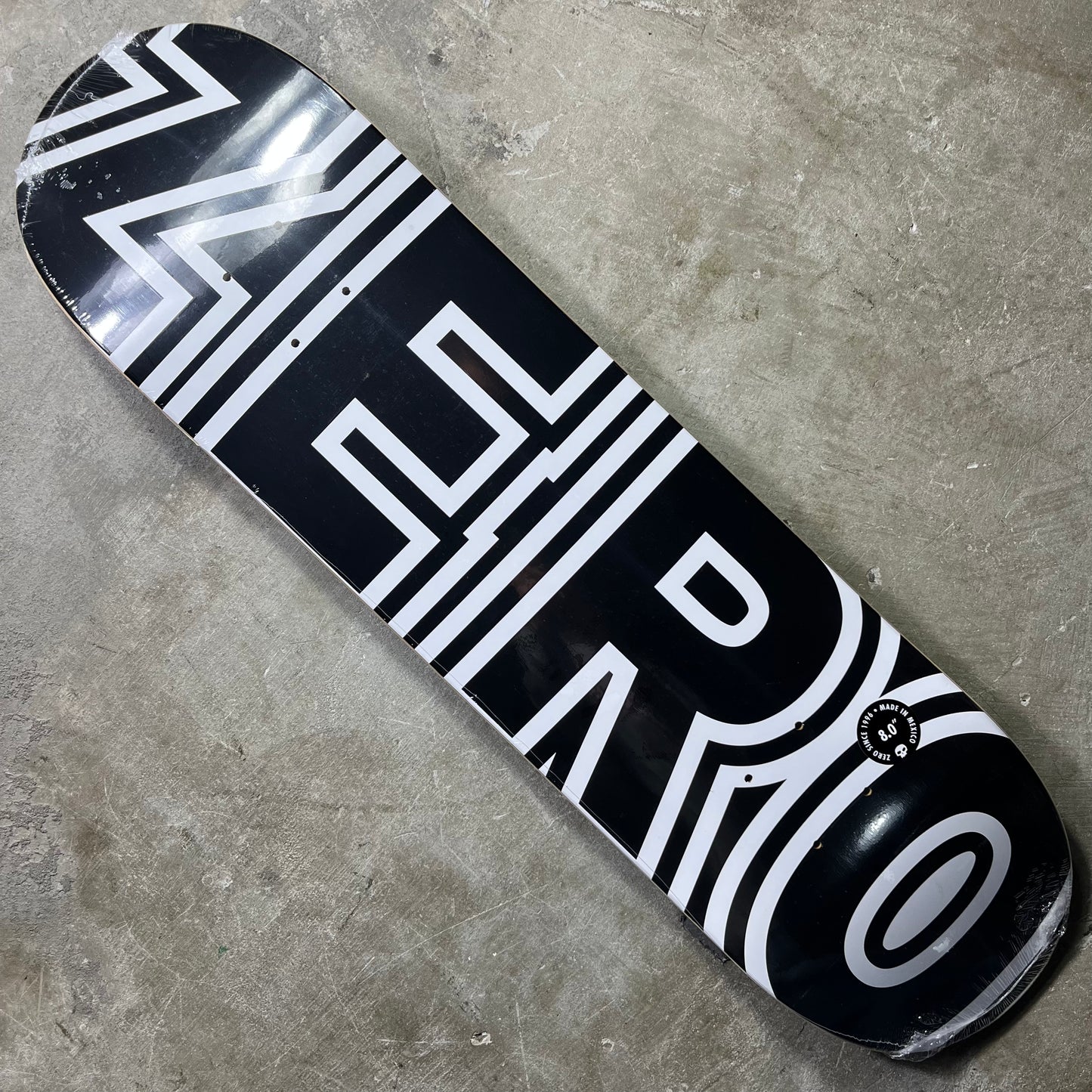 Zero Skateboards - Classic Bold Deck - Black / White