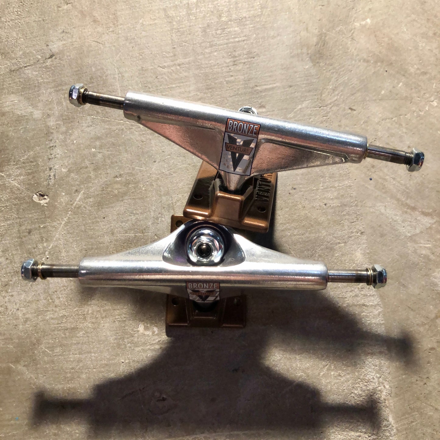 Venture Trucks - Bronze 56k Team Edition Truck