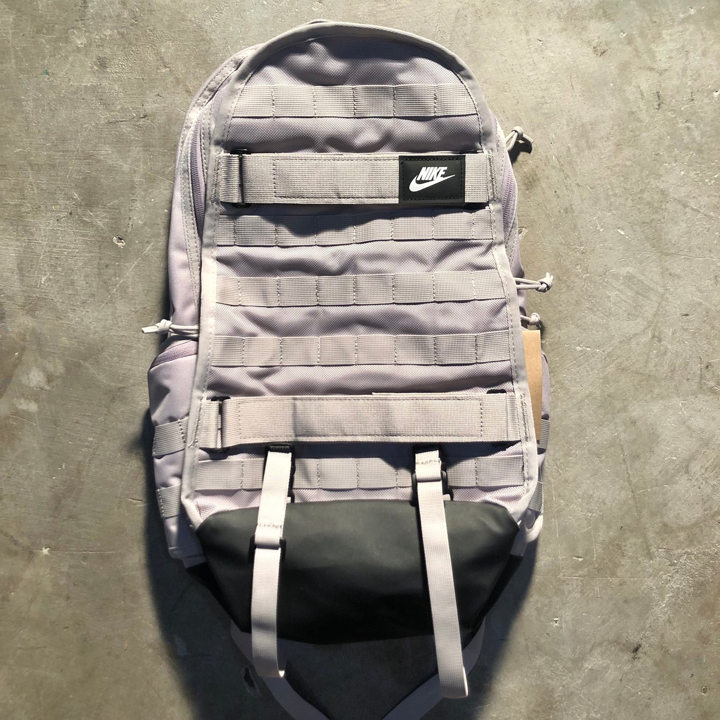 Nike - RPM Skate Backpack - Grey / Black / White