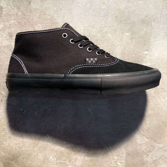Vans - Authentic Mid Shoe - Blackout