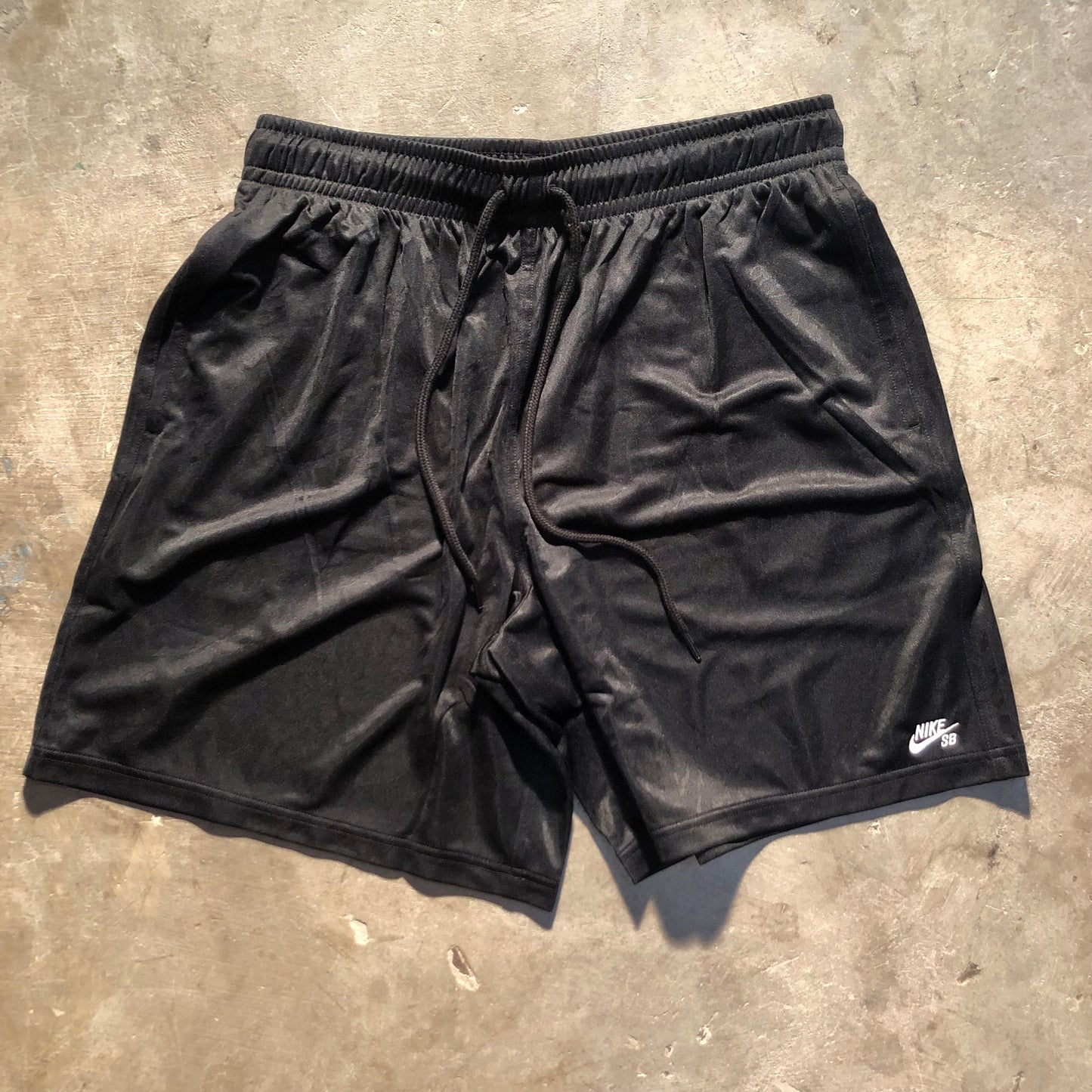 Nike SB - Dri-Fit Skate Shorts - Black / White
