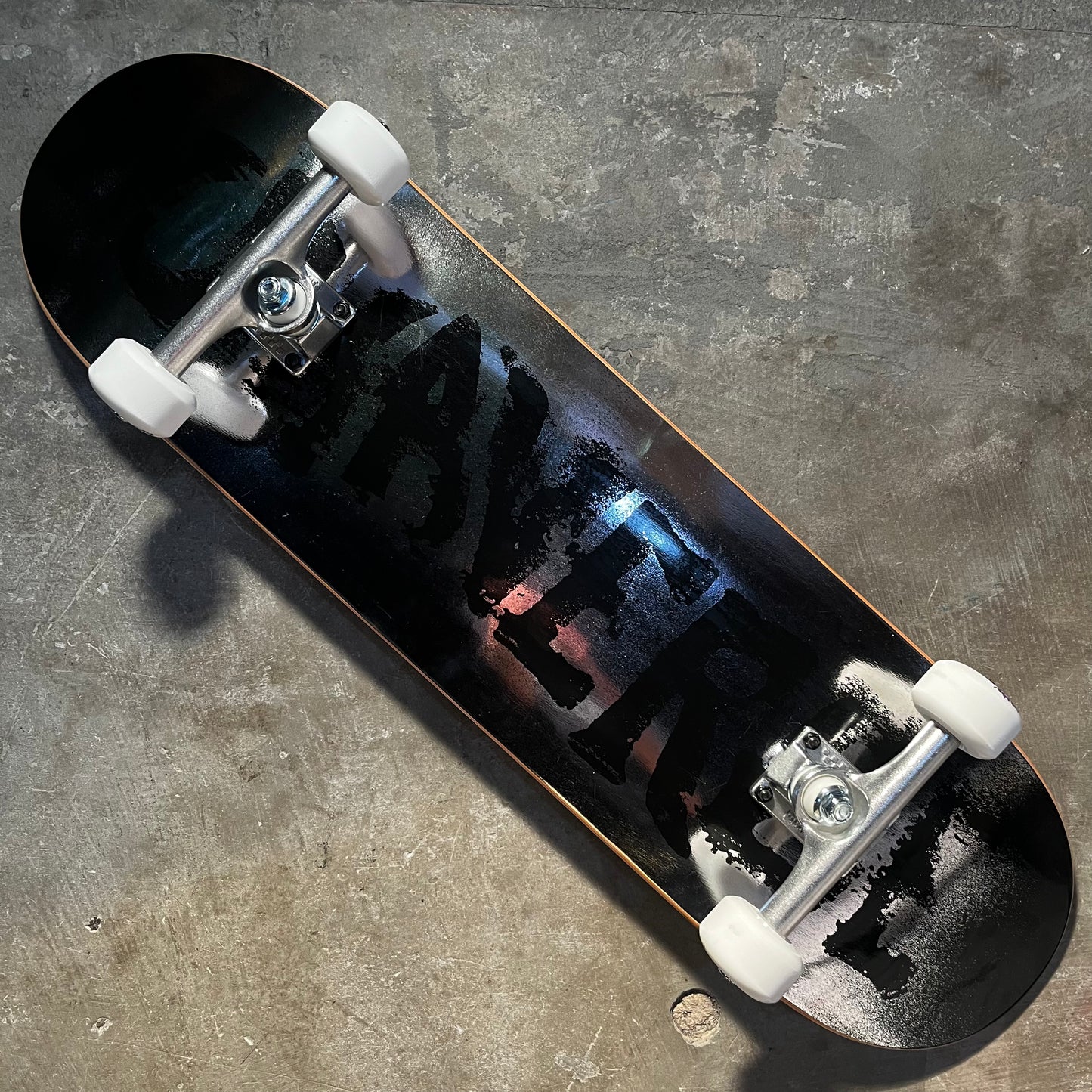 Umaverse -Toner Complete Skateboard - 8.38"