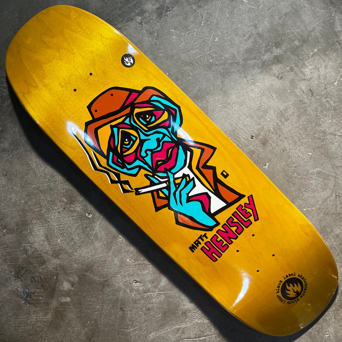 Black Label - Matt Hensley Smoking Section on Tugboat Shape Deck 9.5"