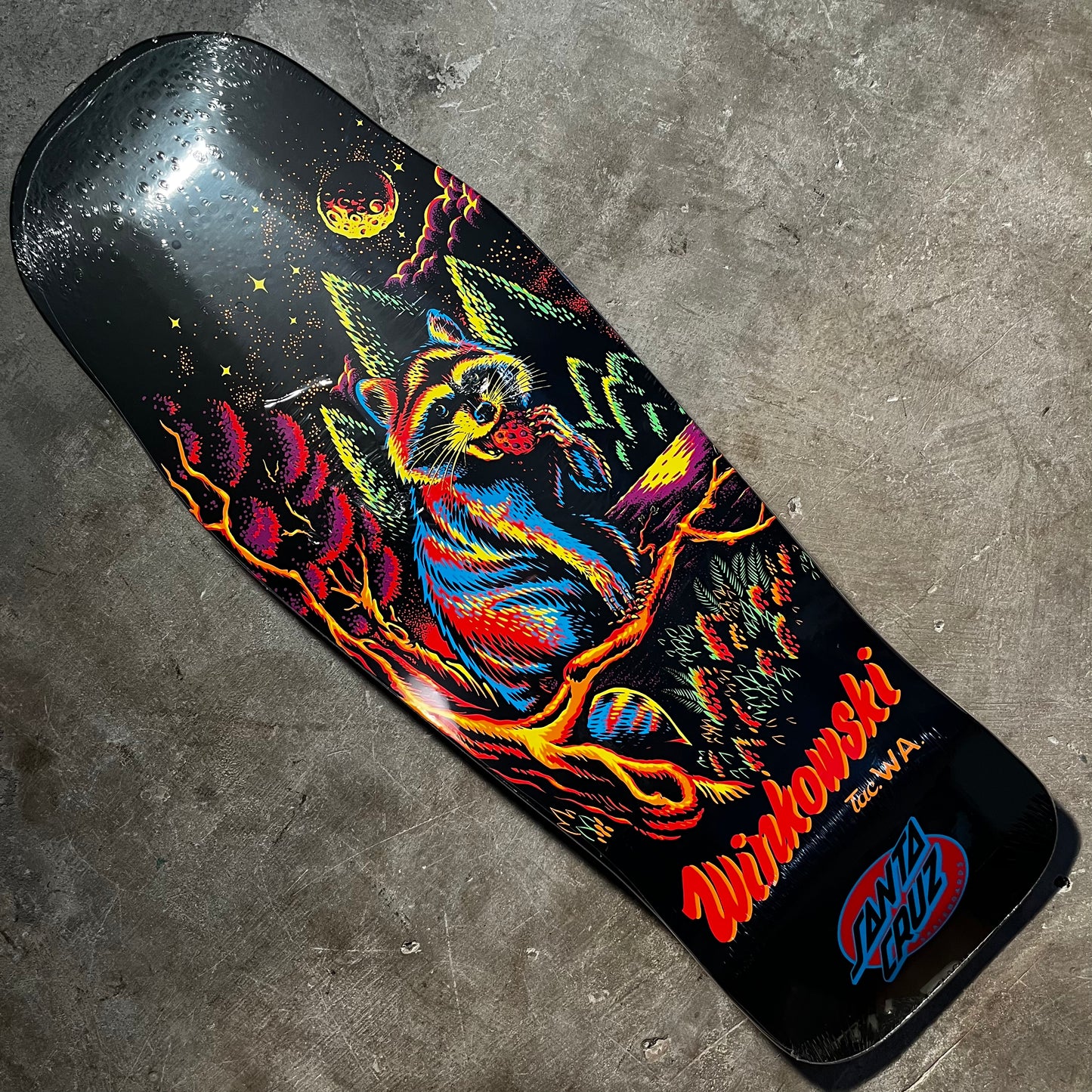 Santa Cruz - Winkowski Trash Panda Pro Shaped Deck - 10.34" x 30.54"