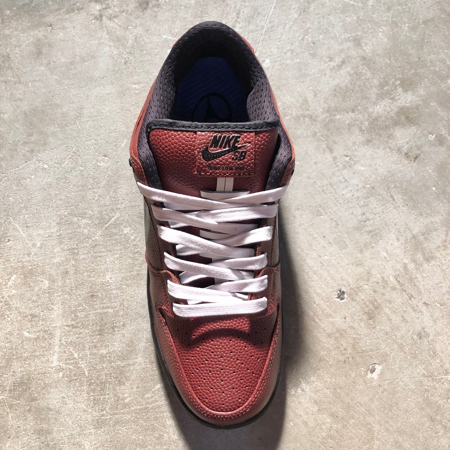 Nike SB - Dunk Low Pro - Limo Dark Pony / Black - Silver - White