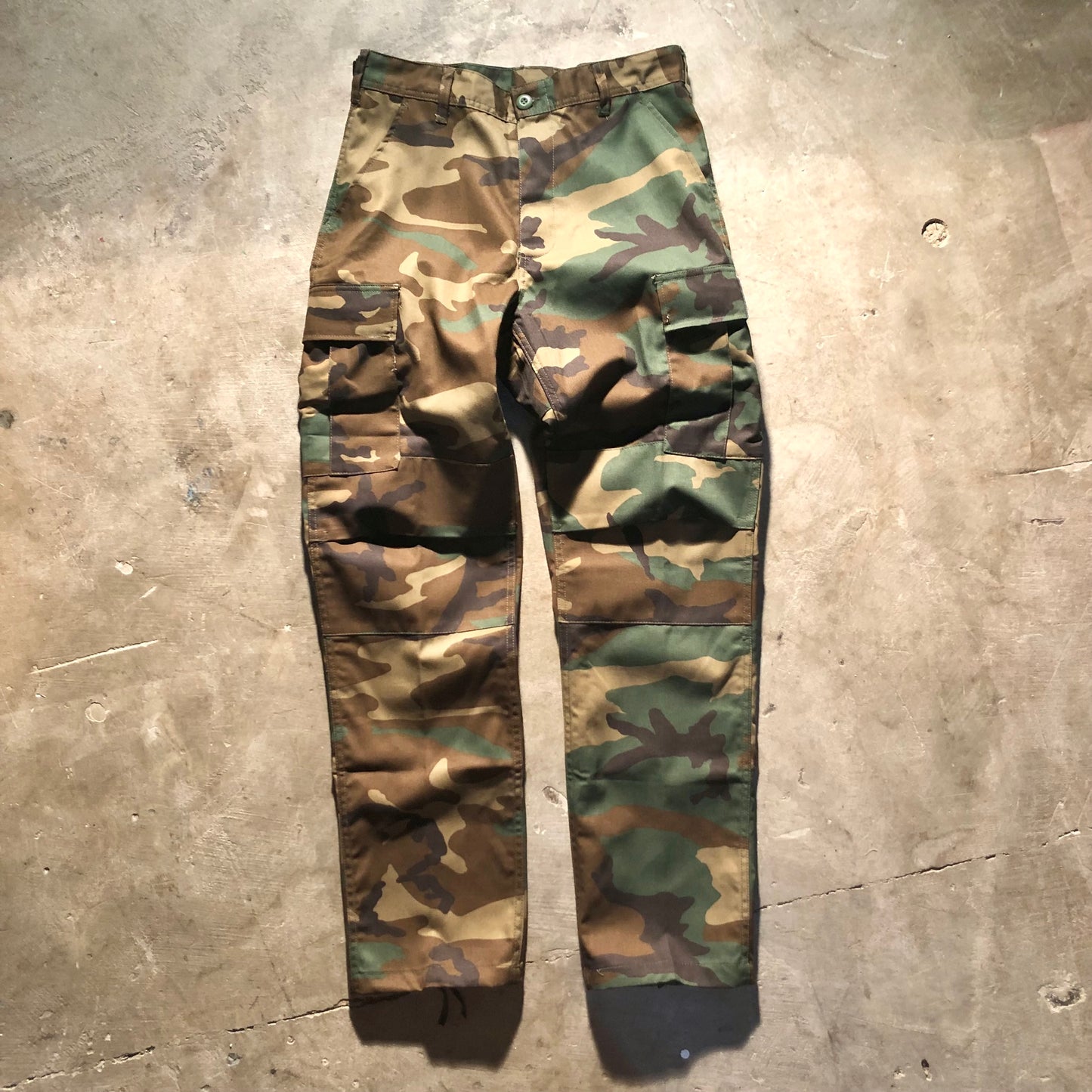 Block - Roots Logo Cargo Pants - Woodland Camo