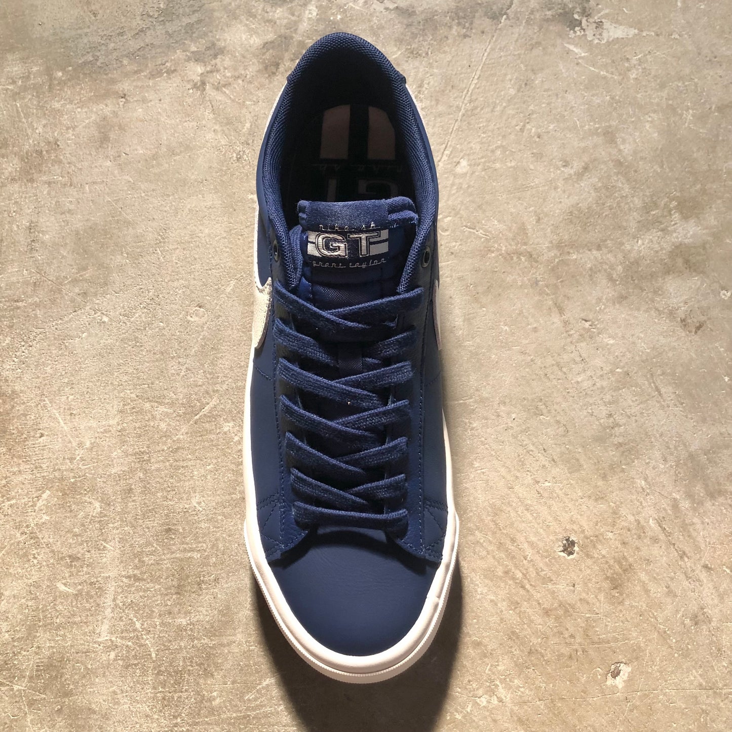 Nike SB - Blazer Low Pro GT - Blue Void / Sail - Blue Void
