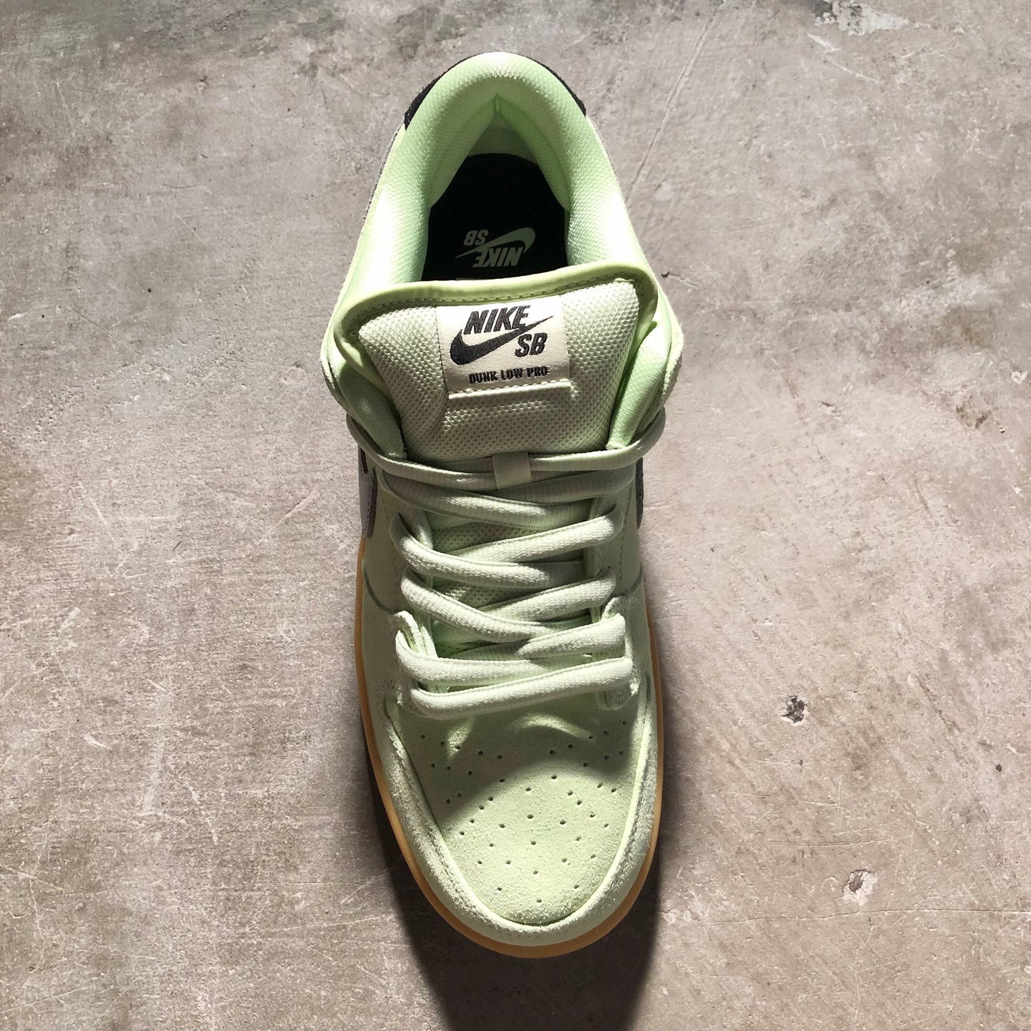 Nike SB - Dunk Low Pro "Verdugo Mountain" - Lt Liquid Lime / Wolf Grey - Black