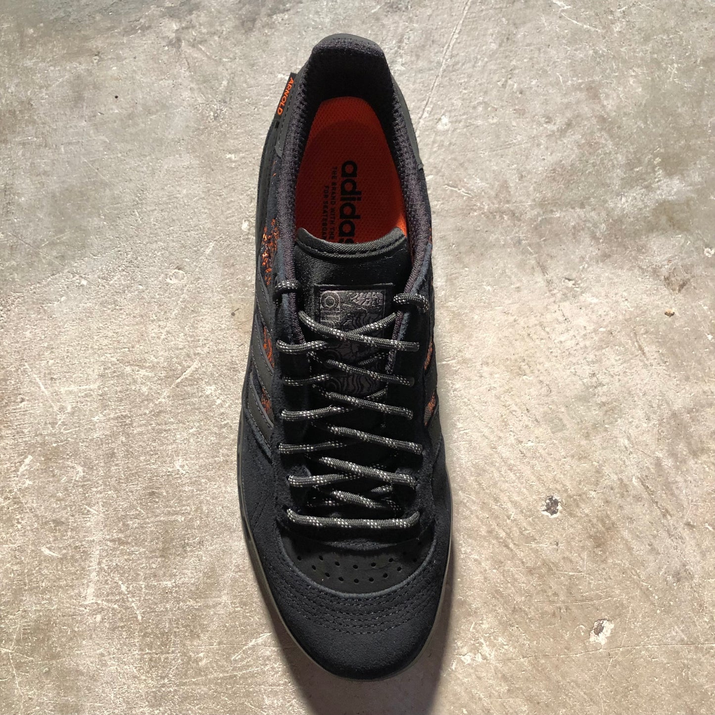 Adidas - Mike Arnold Handball Top Shoe - Core Black / Core Black / Semmi Impact Orange