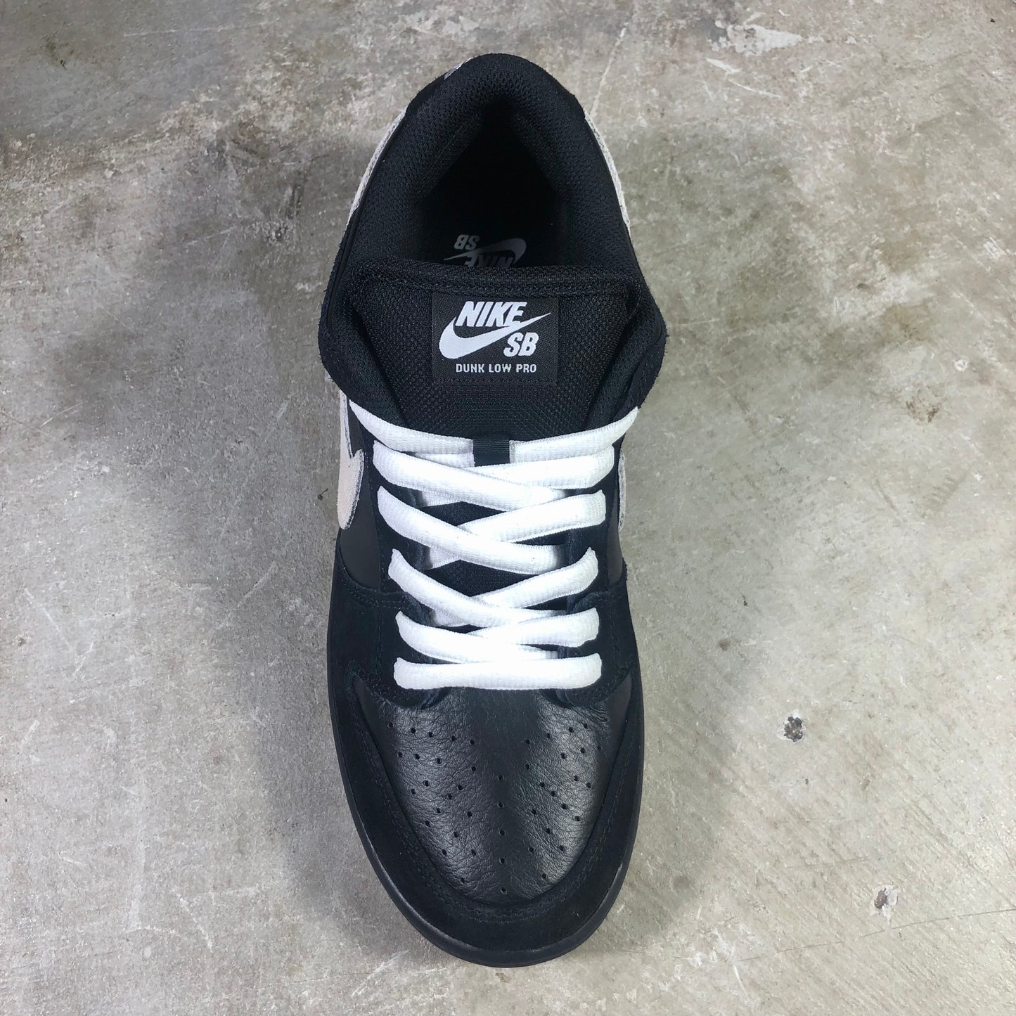 Nike SB - Dunk Low Pro - Black / White - Black - Gum Light Brown