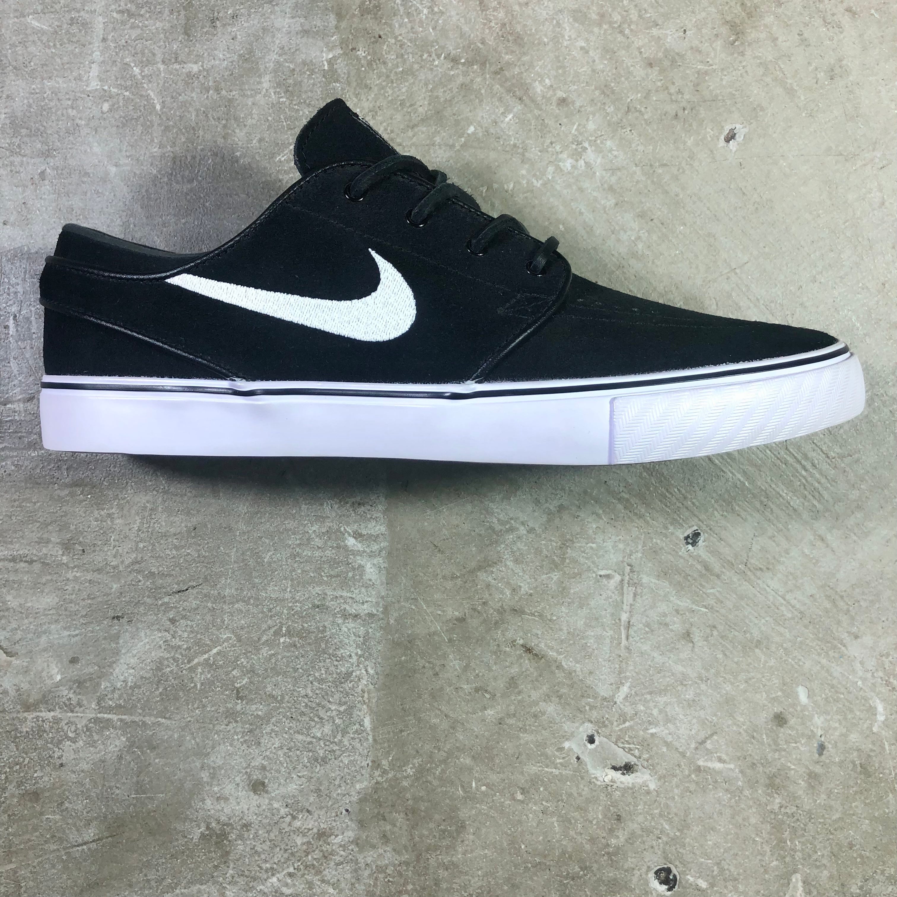 Nike SB - Zoom Janoski OG+ - Black - White - Black - White – The Block