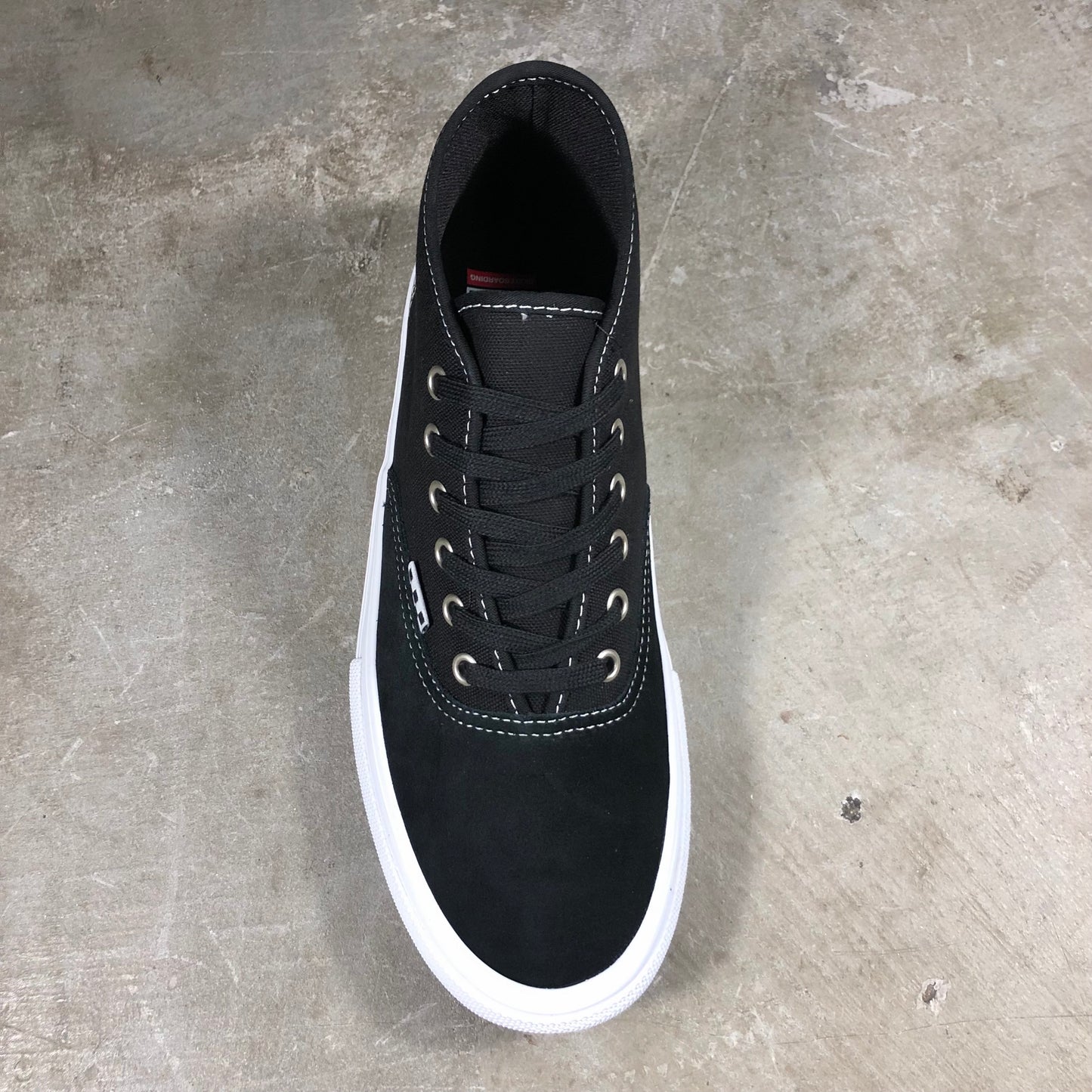 Vans - Skate Authentic Mid Shoe - Black / White