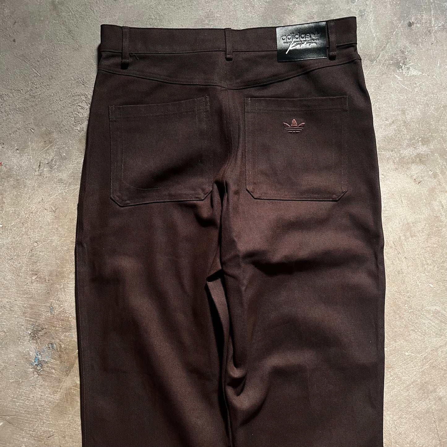 Adidas - Kader Pant - Dark Brown