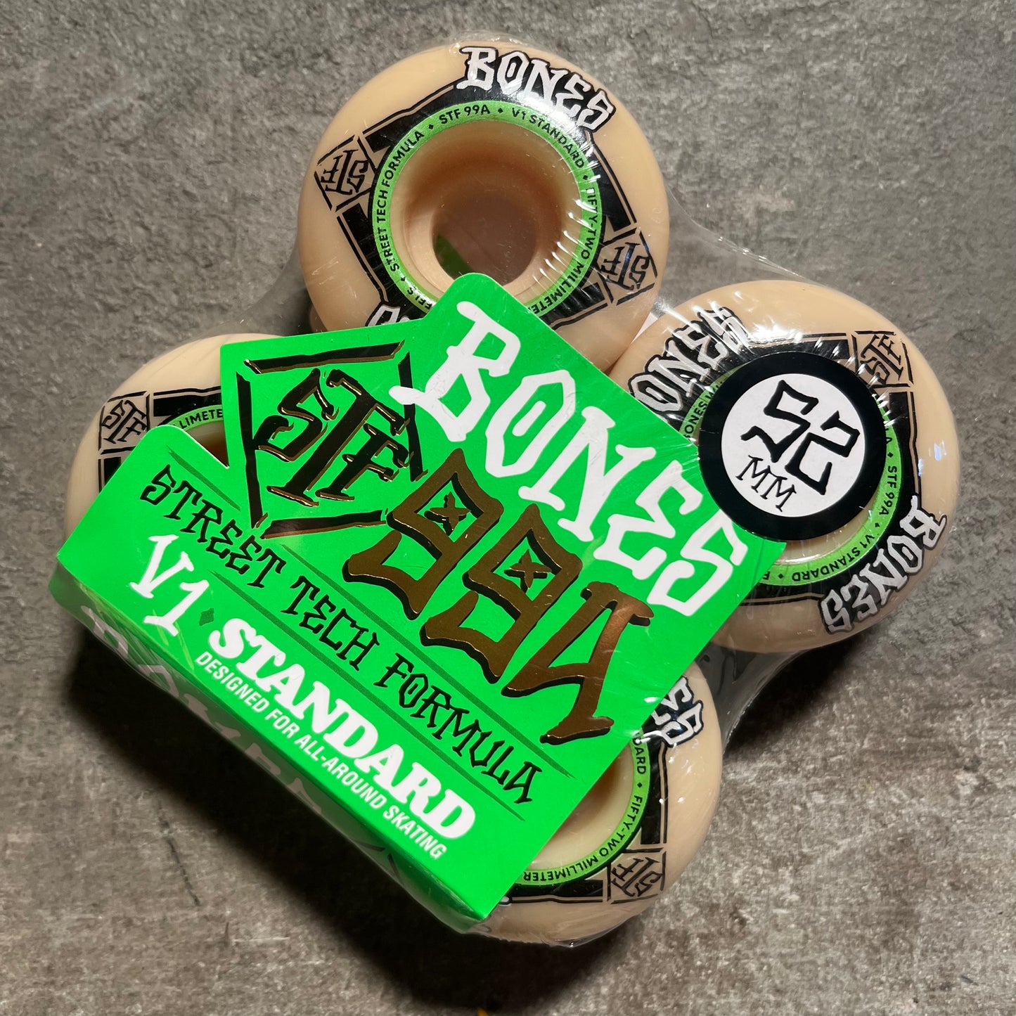 Bones - STF Standard Skateboard Wheel - V1 52mm 99A