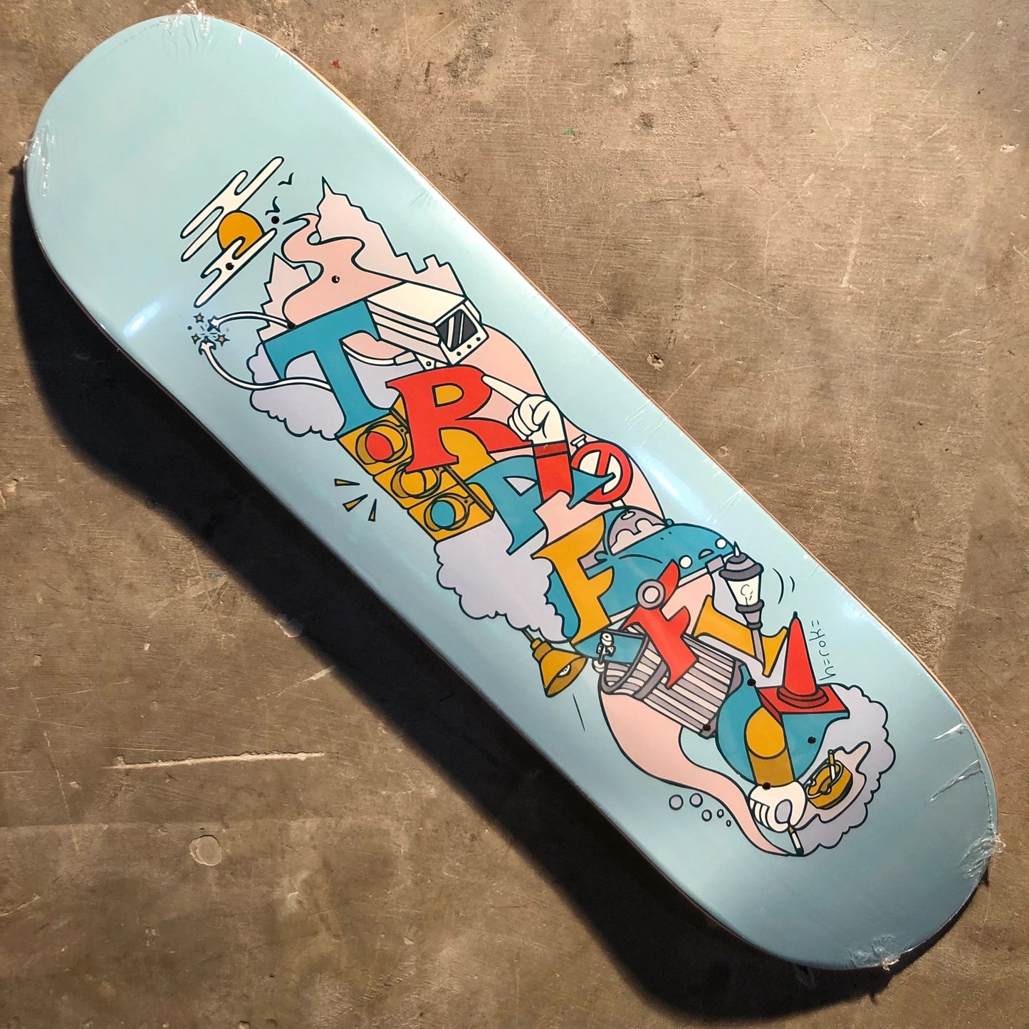 Traffic Skateboards - Hiroki Chaos Deck - 8.5"