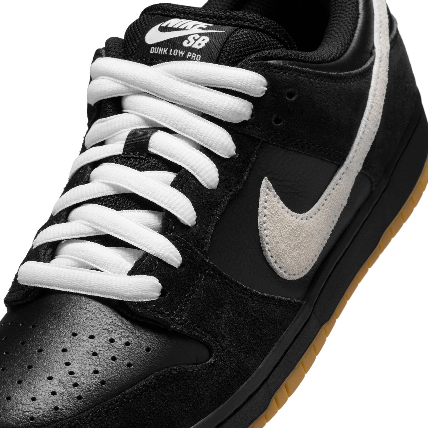 Nike SB - Dunk Low Pro - Black / White - Black - Gum Light Brown