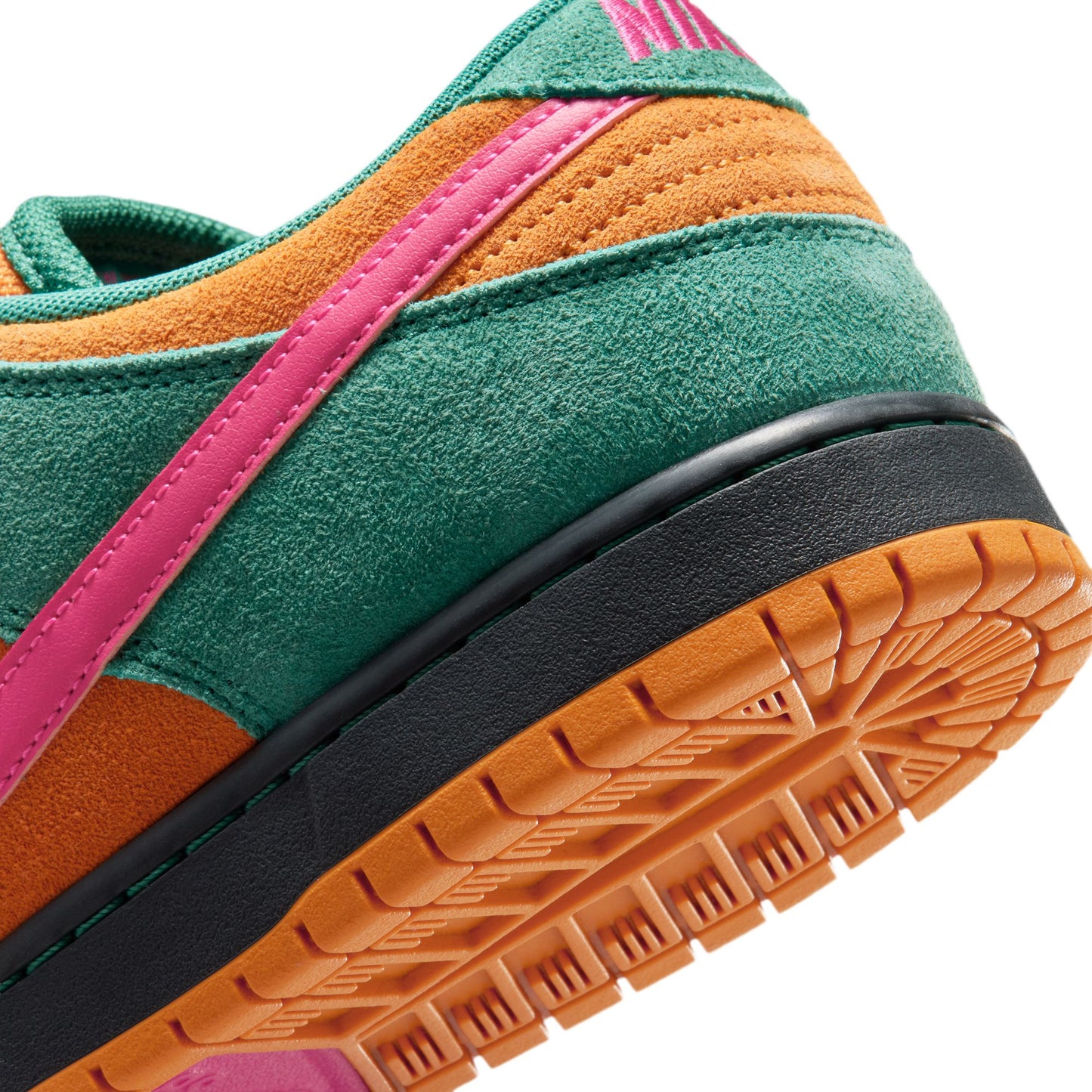 Nike SB - Dunk Low Pro - Green Noise / Watermelon / Light Curry