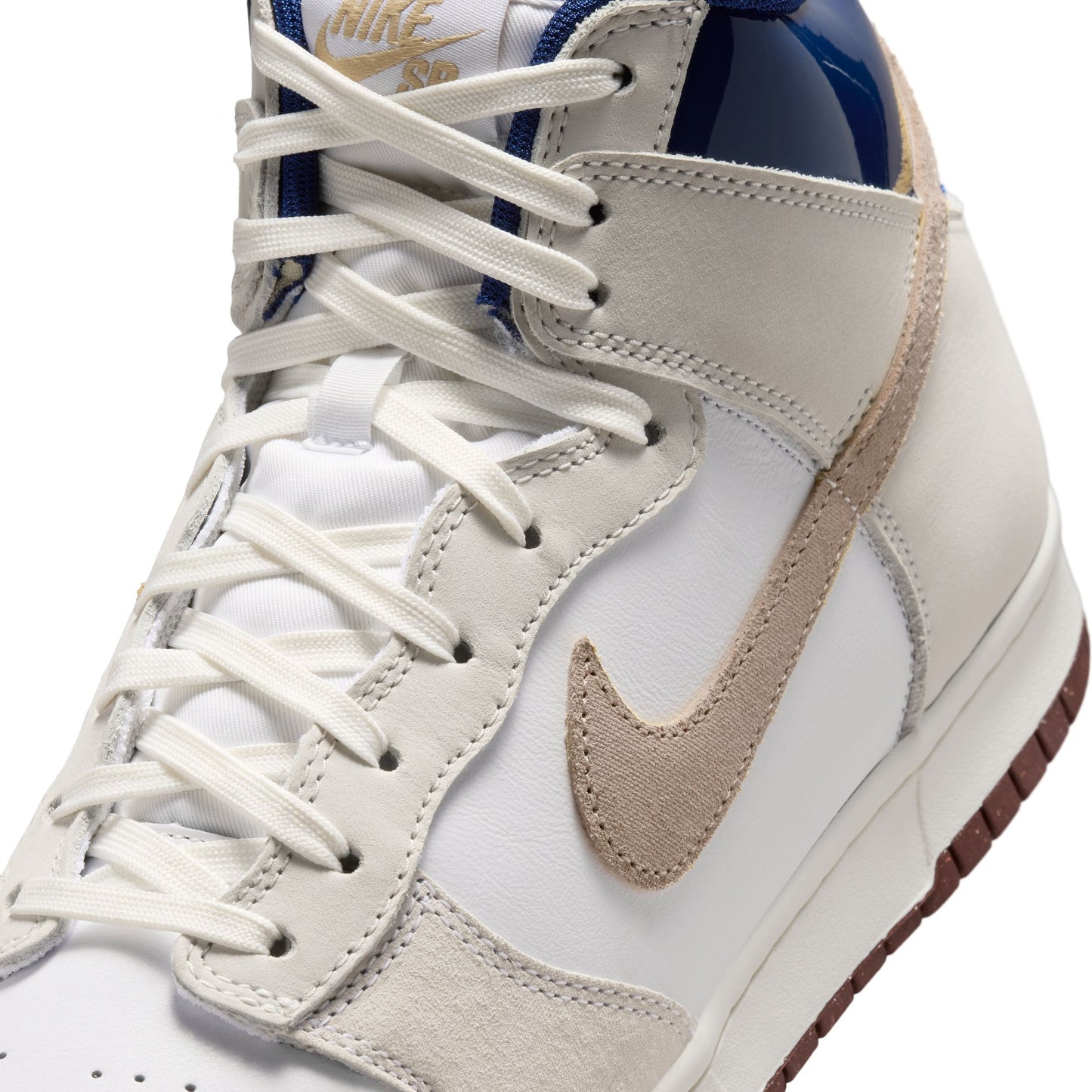 Nike SB - Dunk High Pro x Beyond Store - White / Ivory - Sand Dune / Blue Void