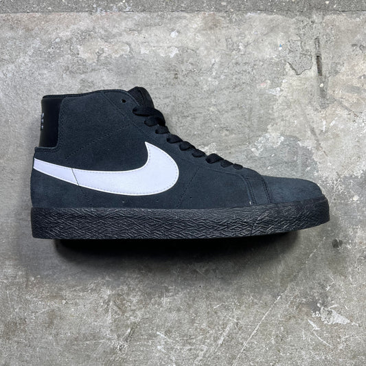 Nike SB - Zoom Blazer Mid - Black / White / Black / Black