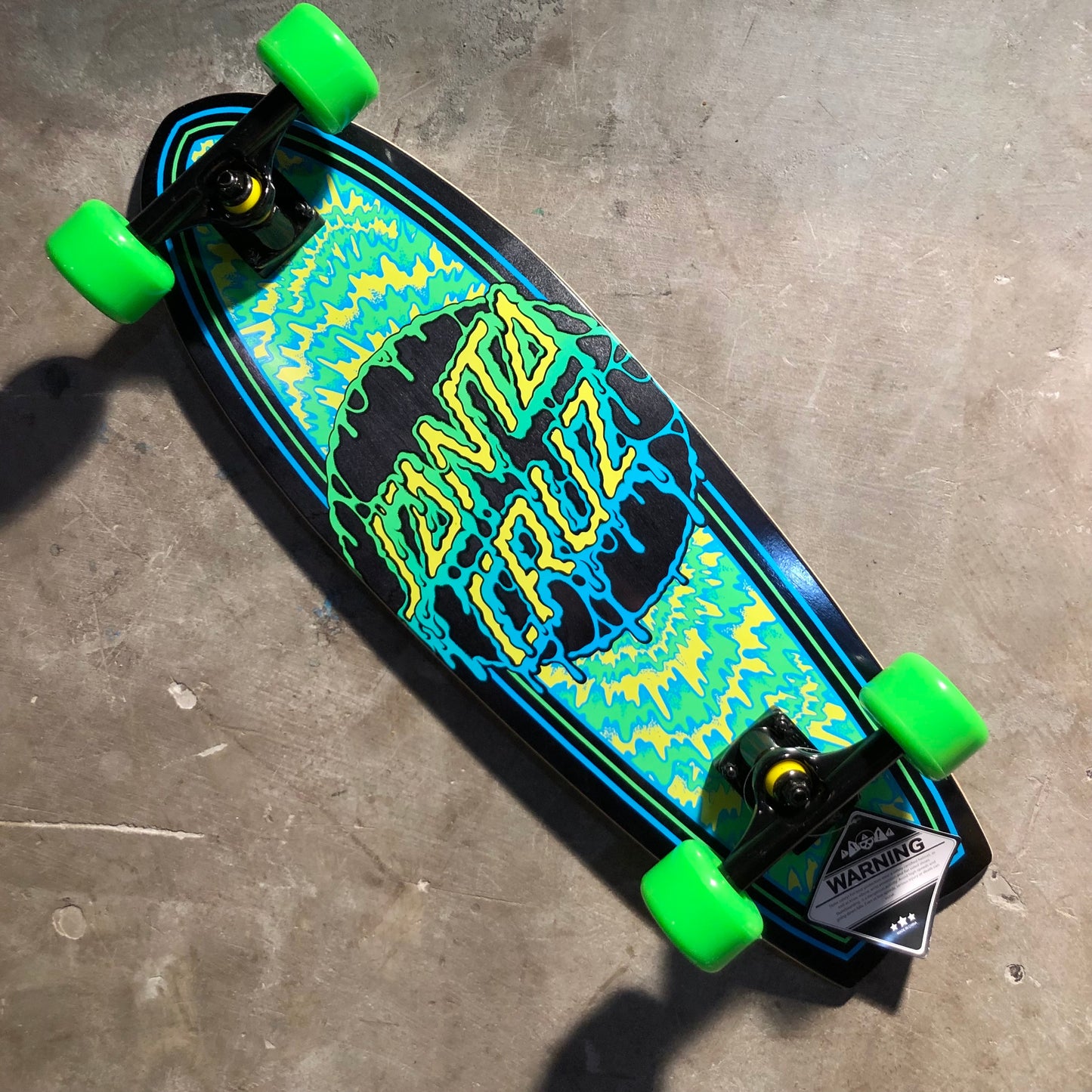 Santa Cruz - Toxic Dot Shark Cruzer Complete - 8.8"