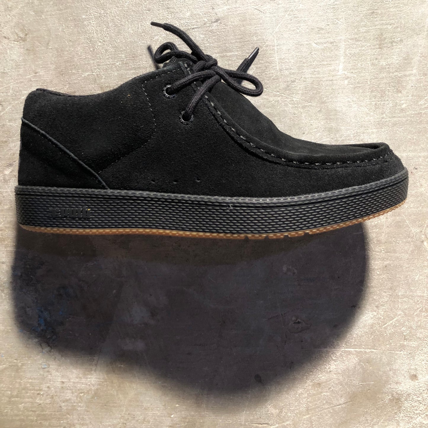 IPath Shoes - Cats - Black Suede