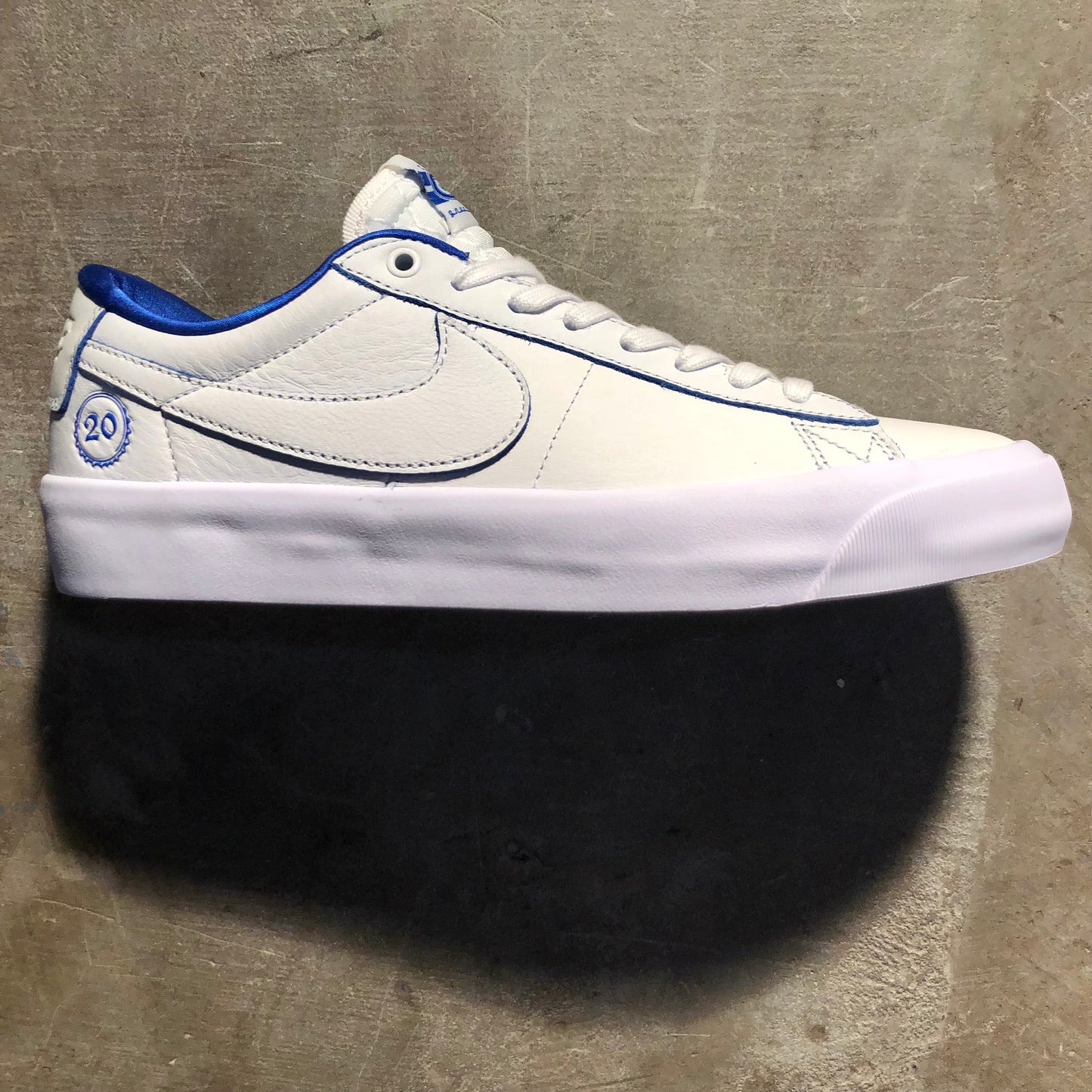 Nike SB - Blazer Low Pro GT Premium - Summit White - Game Royal