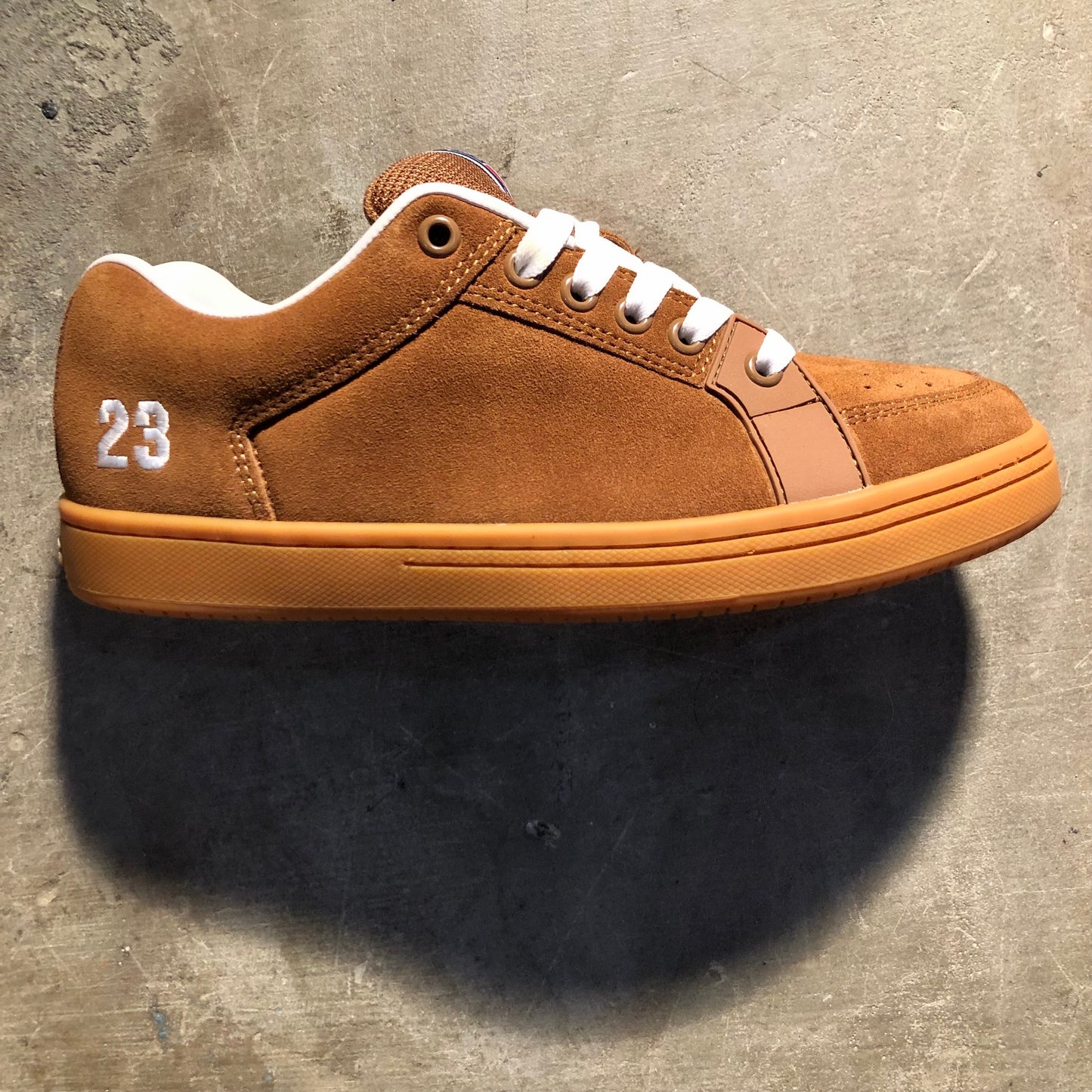 Etnies - Sal 23 Shoe - Brown / Gum