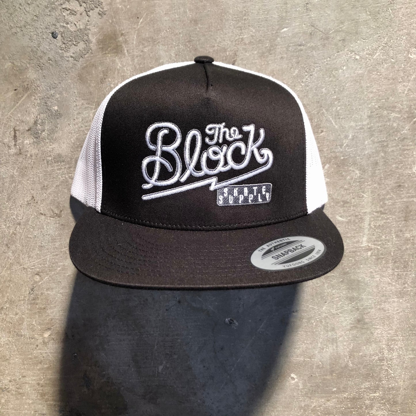 Block - Diner Logo Flat Bill Trucker Hat - Black / White