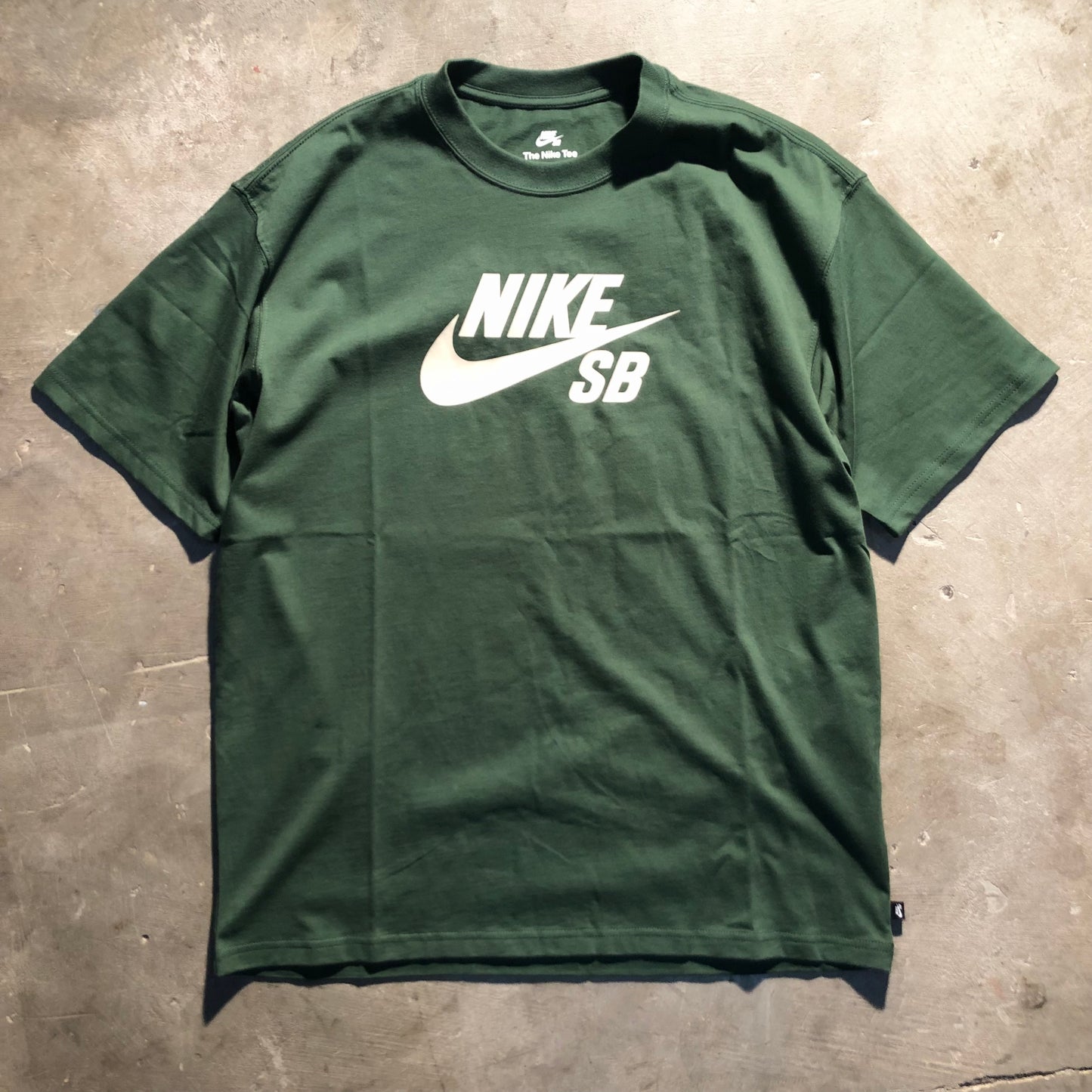 Nike SB - Logo Skate Tee - Fir Green