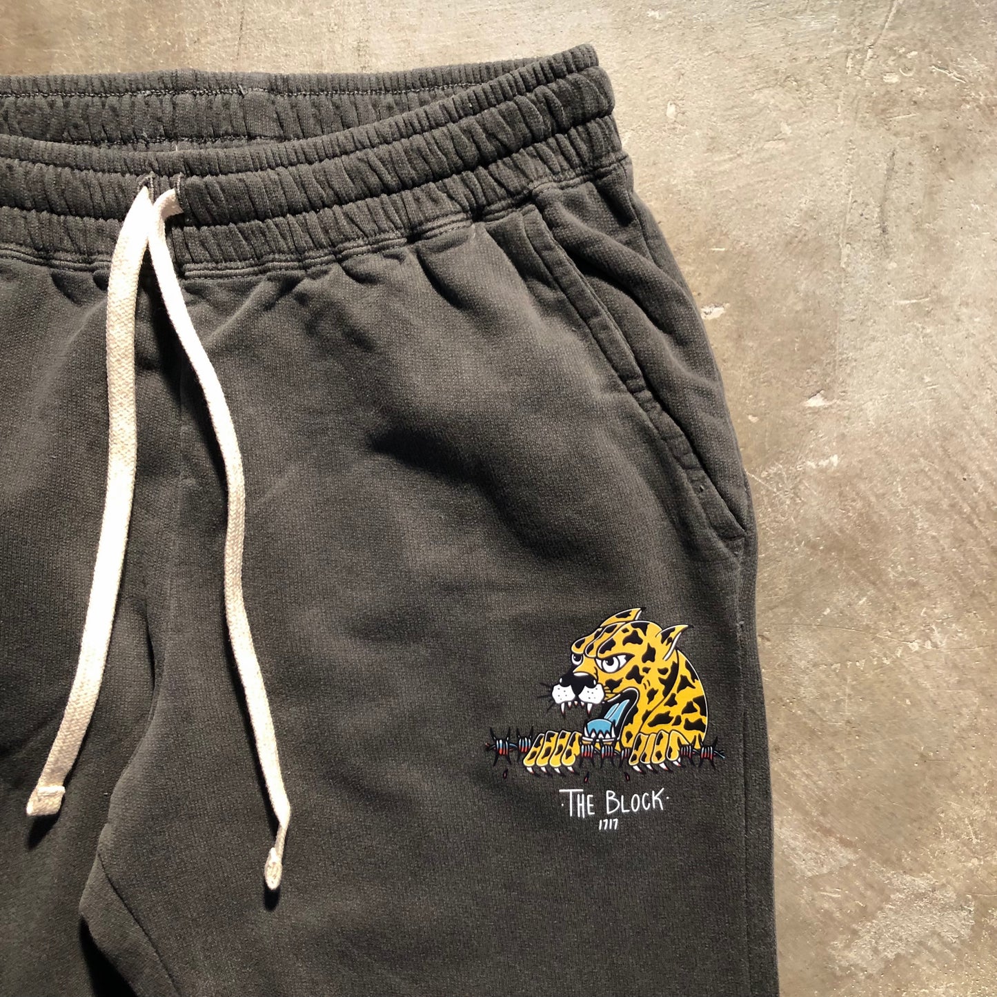 Block - Big Cat Sweat Pant - Pepper