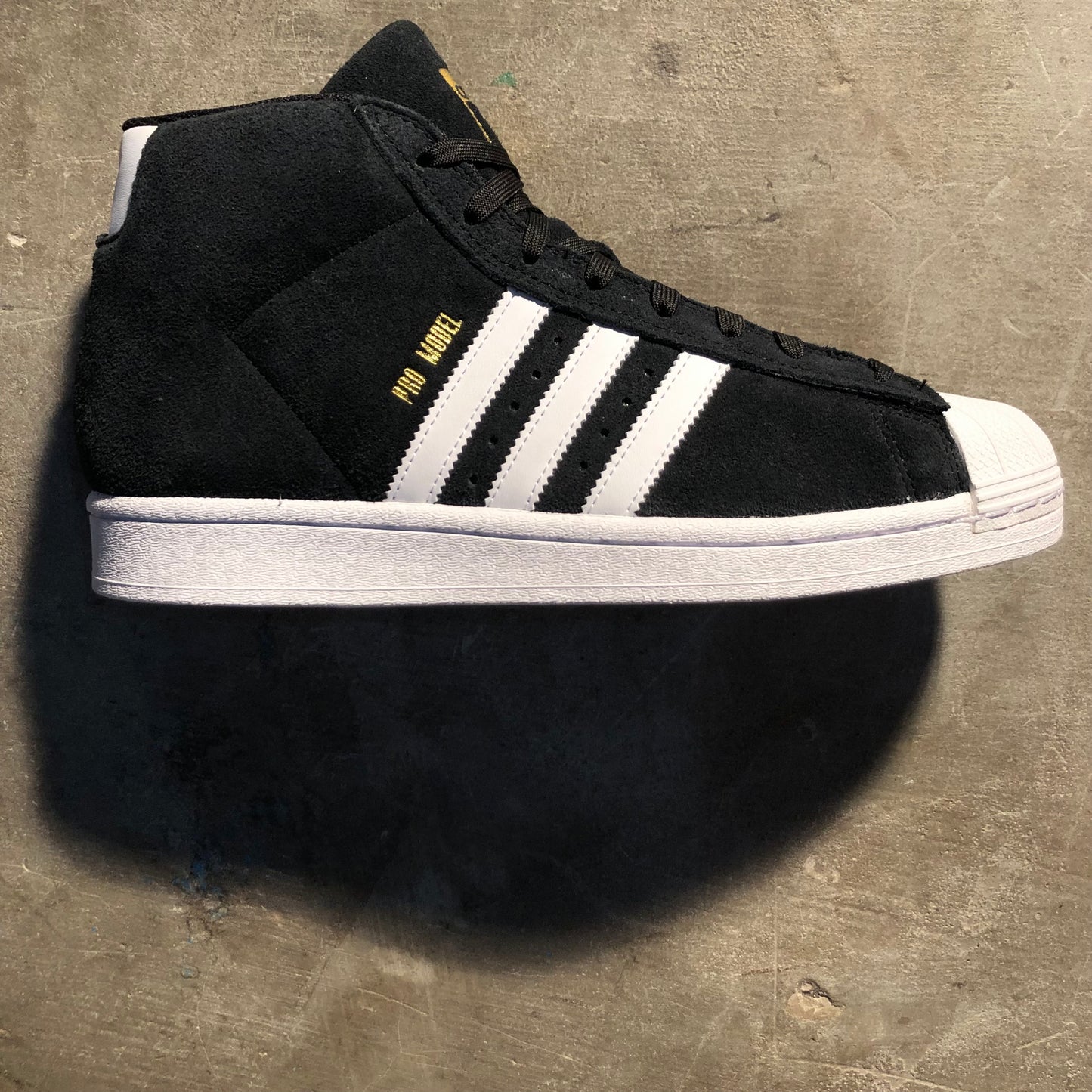 Adidas - Pro Model ADV - Black / White