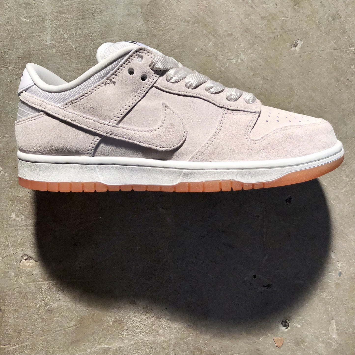 Nike SB - Dunk Low Pro B - Pale Ivory / Pale Ivory - Summit White - White