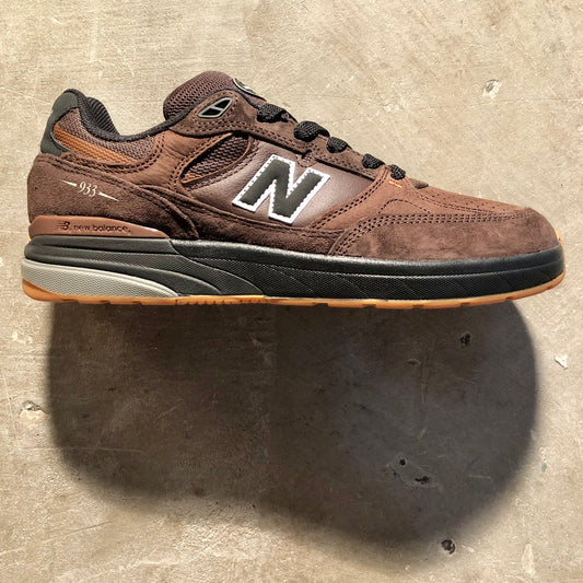 New Balance Numeric - Andrew Reynolds 933 Shoe - Baroque Brown / Black