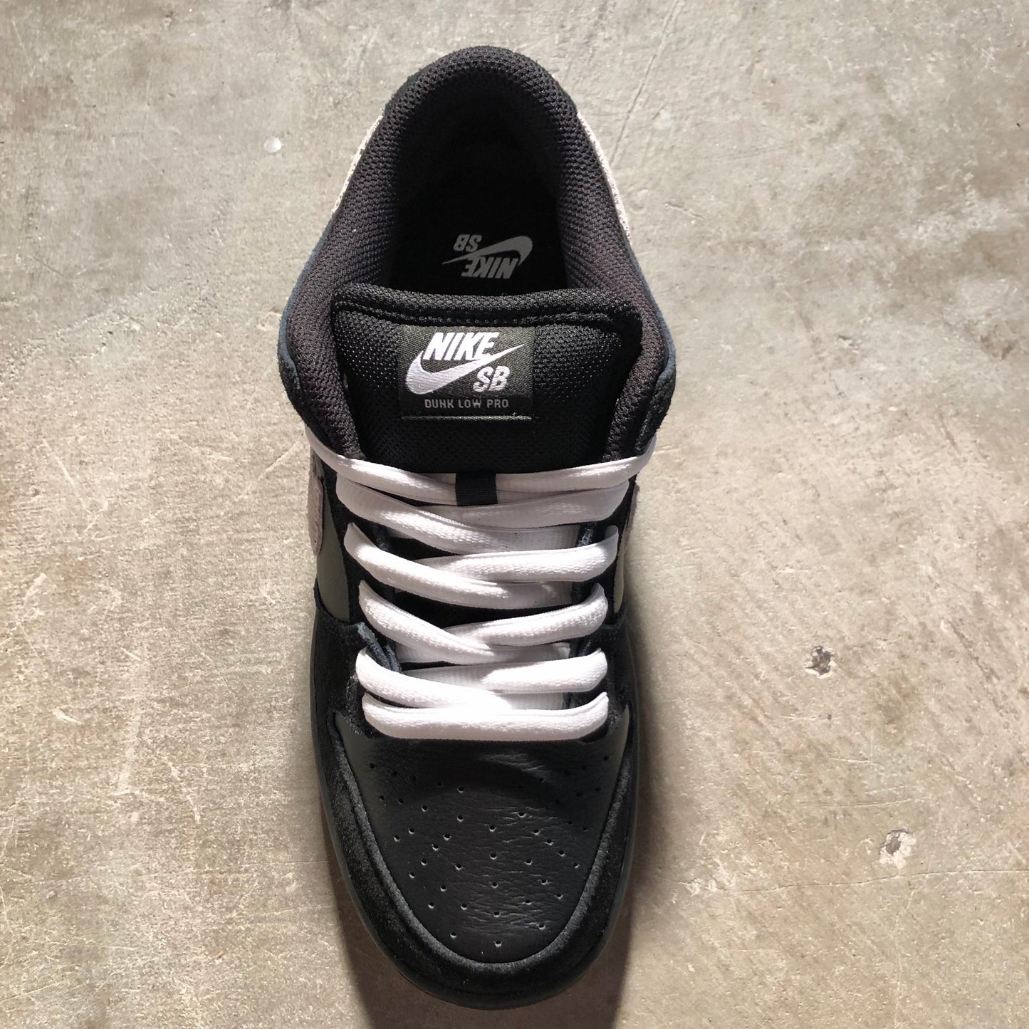 Nike SB - Dunk Low Pro - Black / White - Black - Gum Light Brown