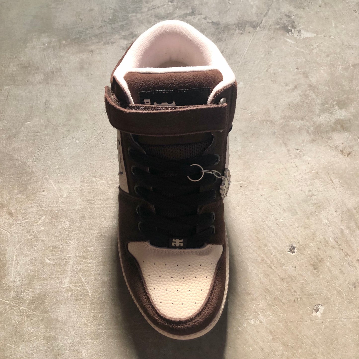 IPath Footwear - Grasshopper Shoe - Brown / White Suede