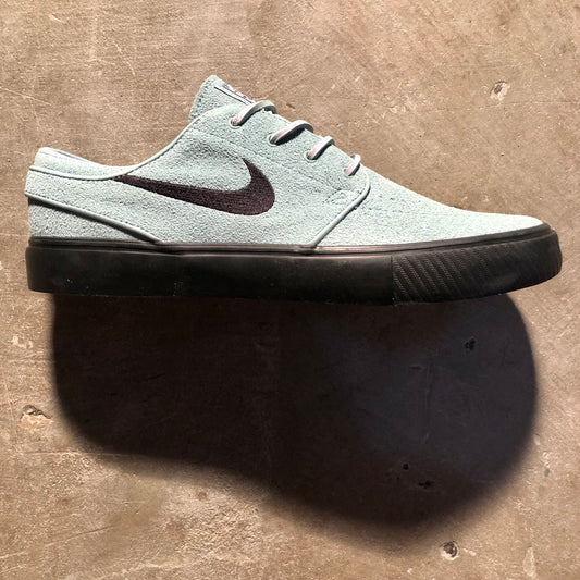 Nike - SB Zoom Janoski OG+ - Cannon / Black / Gum Light Brown / Black