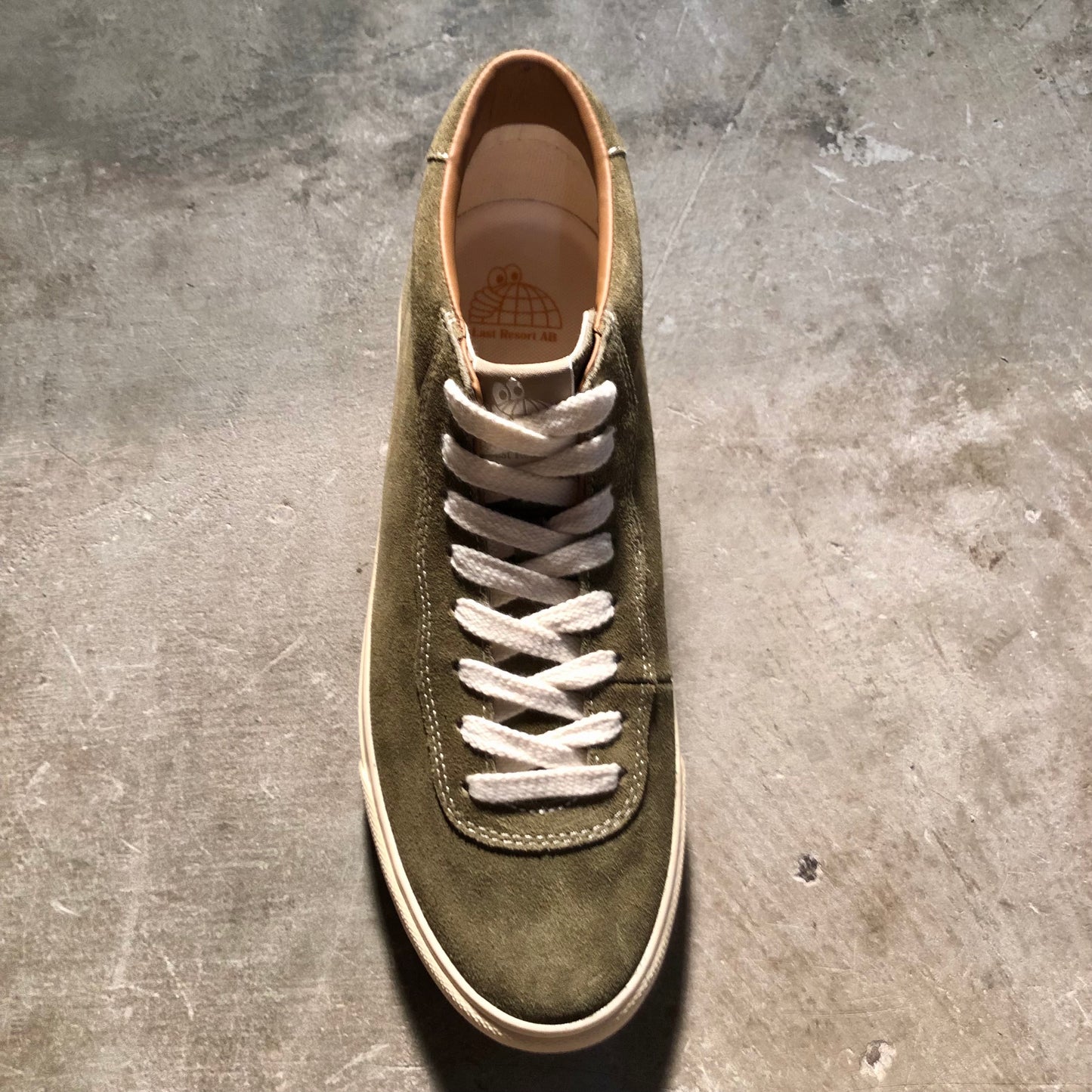 Last Resort AB - VM001 Mid Shoe - Olive / White