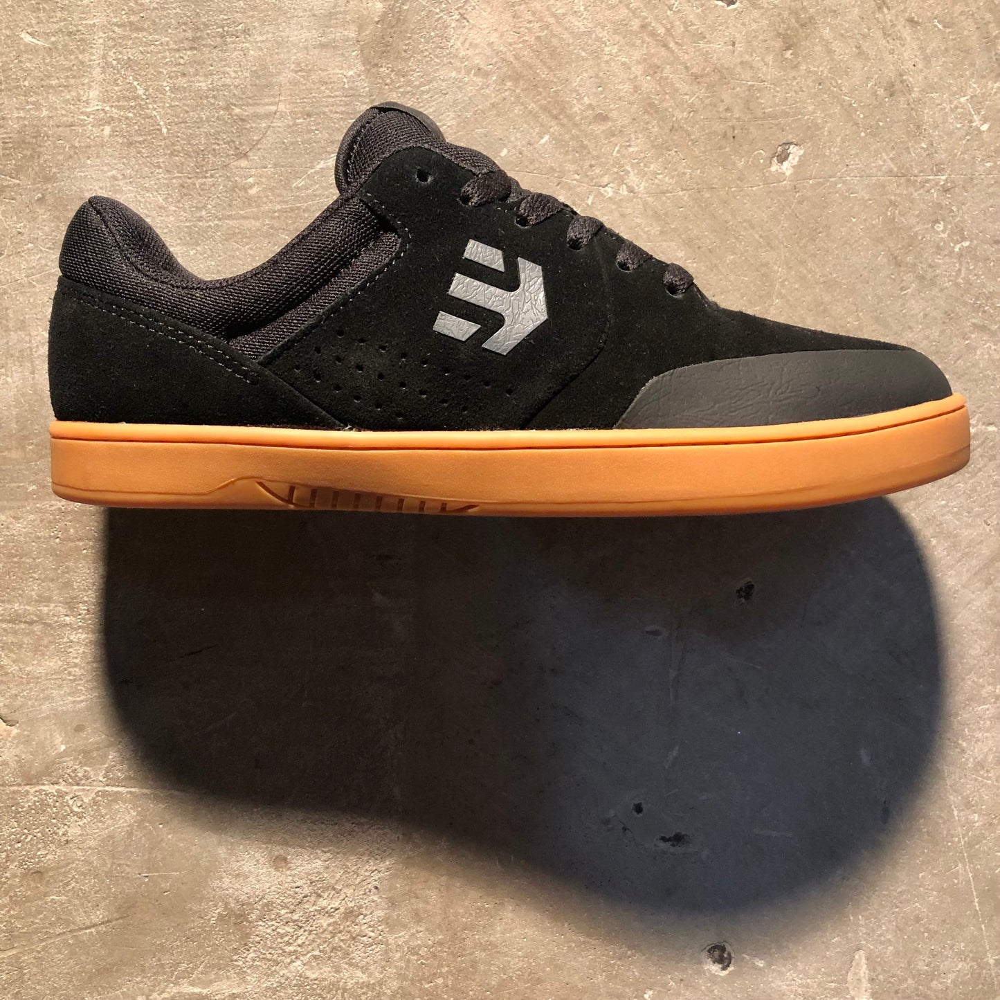 Etnies - Marana - Black / Dark Grey / Gum
