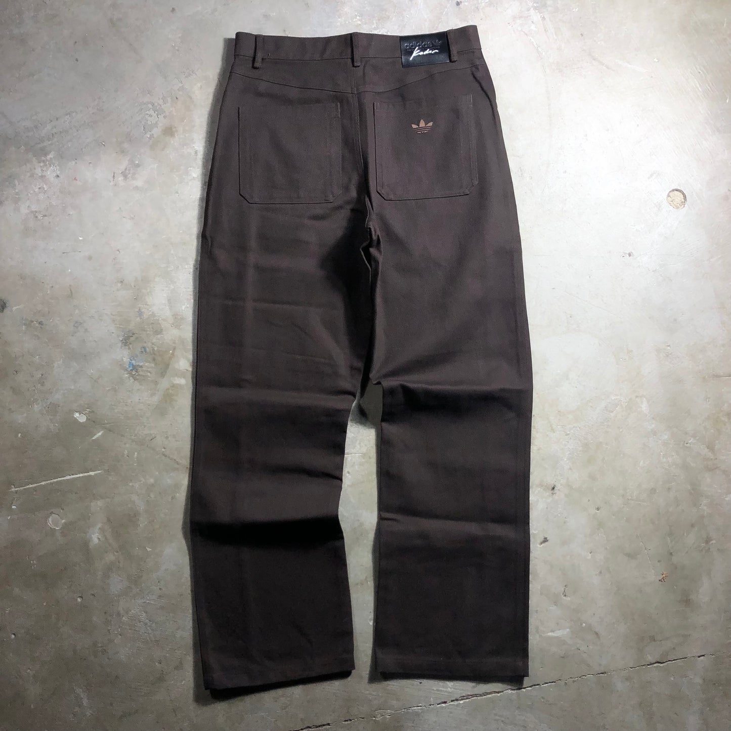 Adidas - Kader Pant - Dark Brown