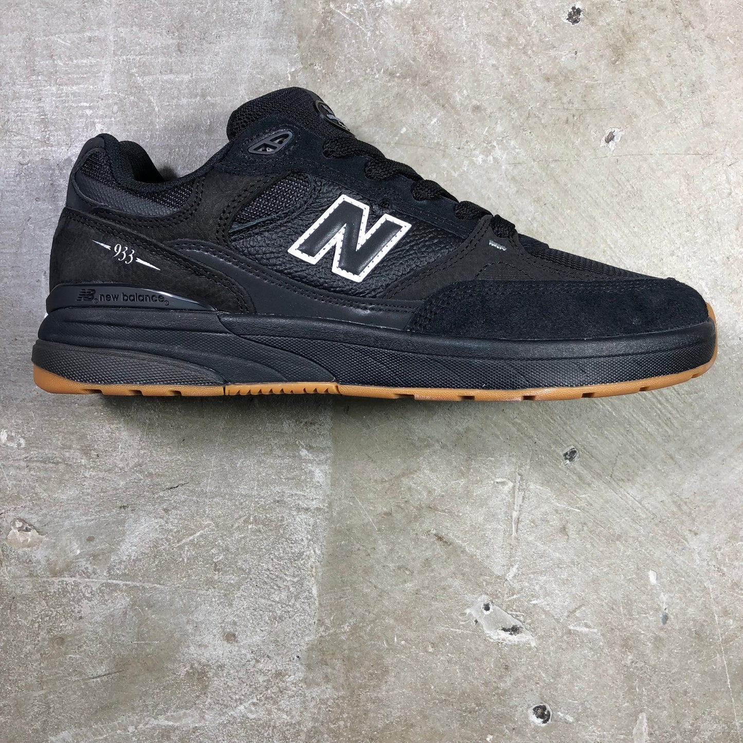 New Balance Numeric - Andrew Reynolds 933 Shoe - Black / Black