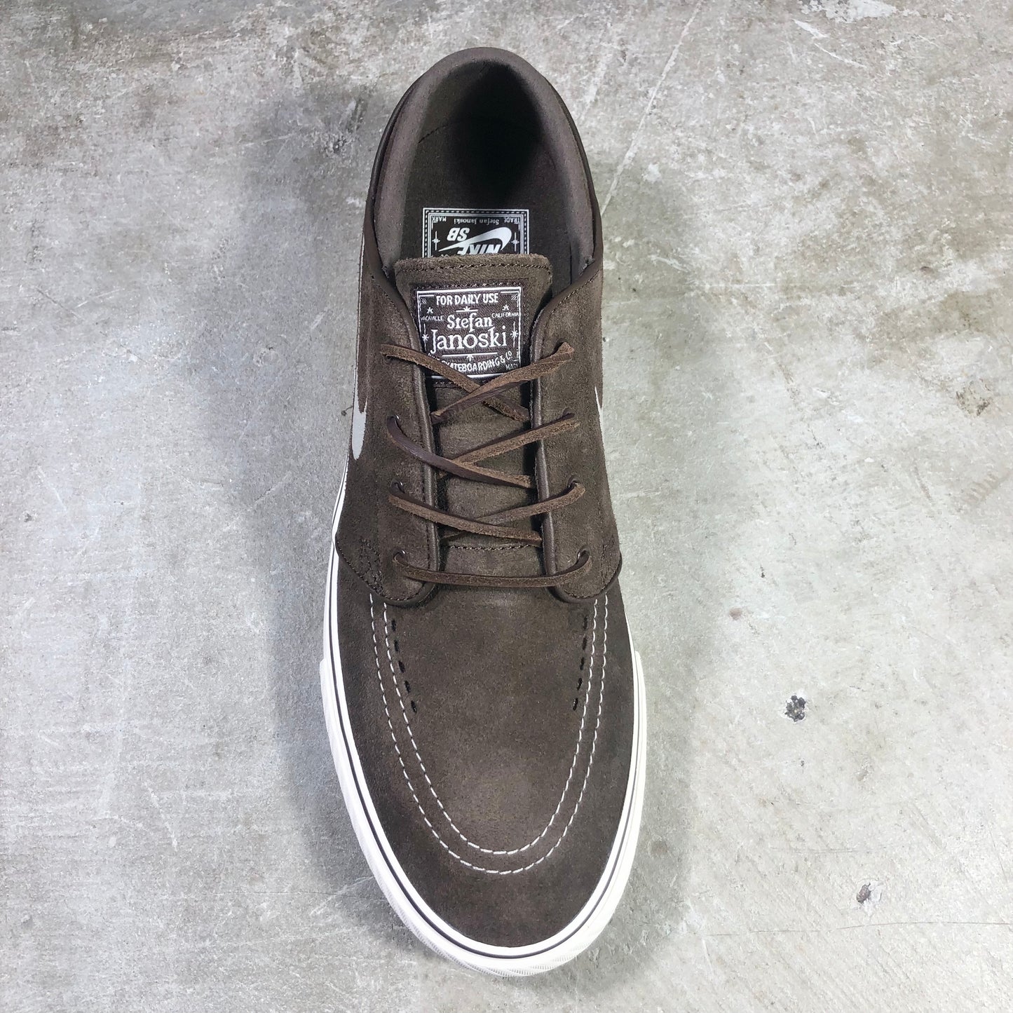 Nike SB - Zoom Janoski OG+ - Baroque Brown / Pale Ivory - Baroque Brown
