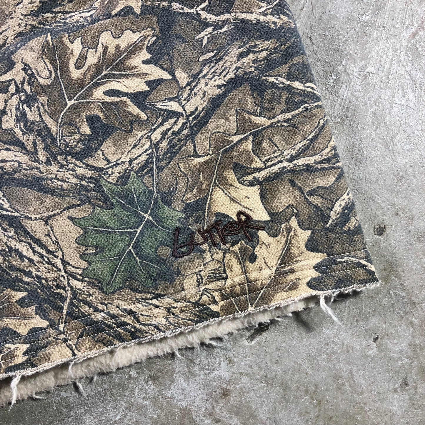 Butter Goods - Forest Camo Fleece Shorts