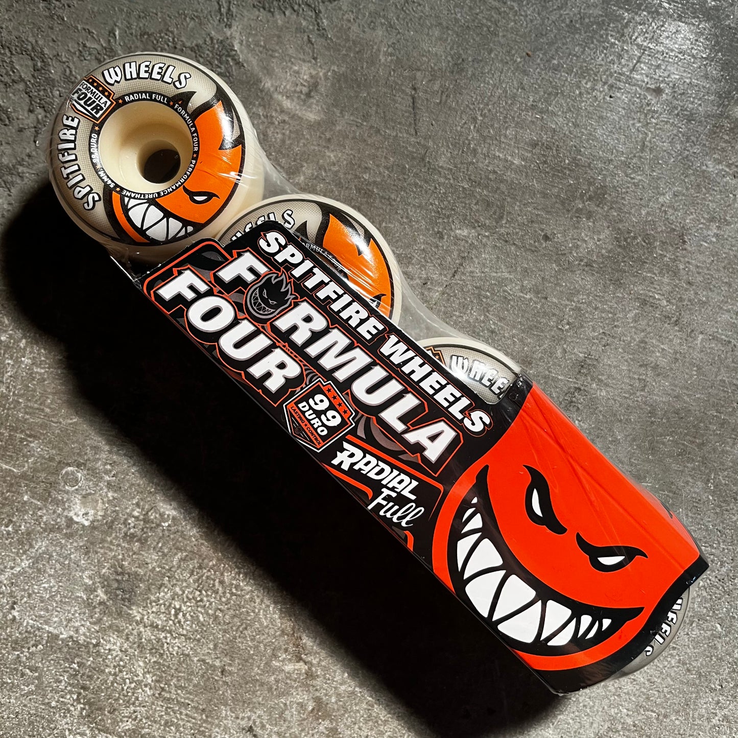 Spitfire - Formula Four Radial Full Wheel - 99d