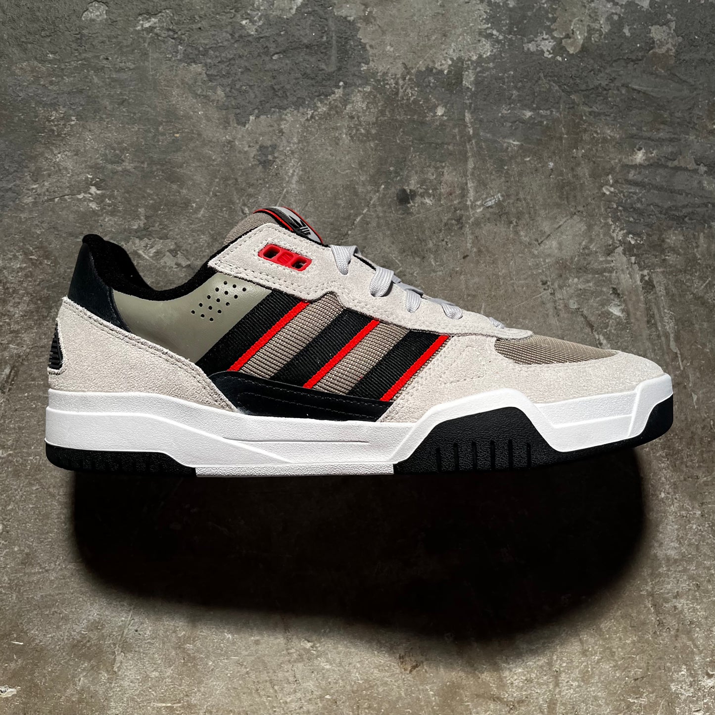 Adidas - Tekkira Cup Shoe - Orbit Grey / Core Black / Solar Red