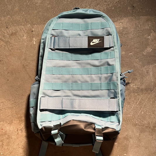 Nike SB - RPM Skate Backpack - Cannon / Black / Mint Foam