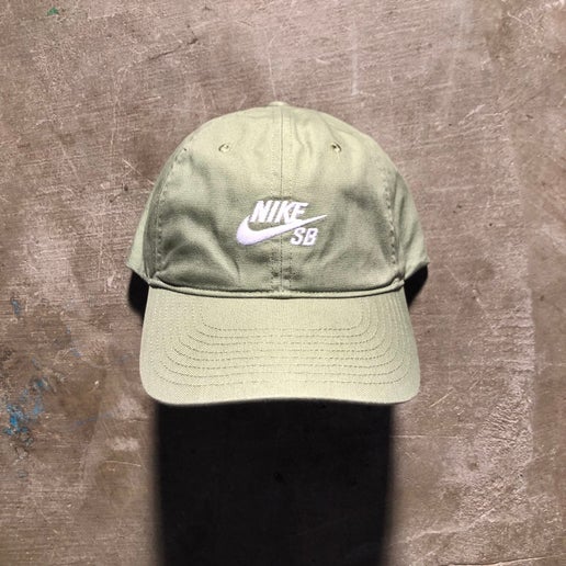 Nike SB - Club Unstructured Skate Strapback Hat - Oil Green / White