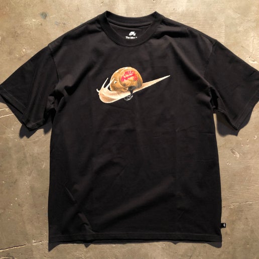 Nike SB - Republique M90 Tee - Black